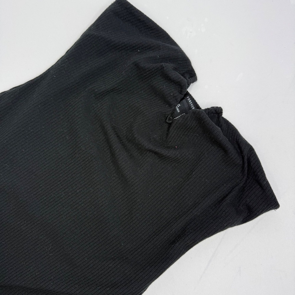 Forever 21 Womens Black Ribbed Strapless Notched Bodysuit Small Snap Closure